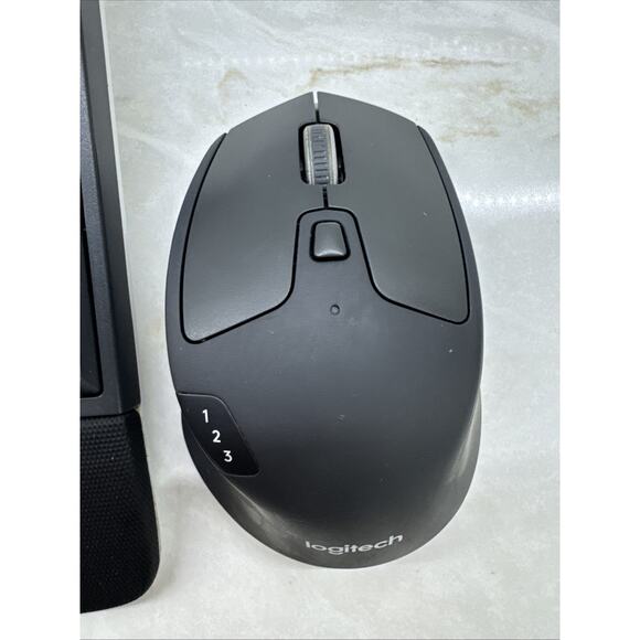 Logitech MK850 Performance Wireless Keyboard and Mouse M720 #UM7890 W/ DONGLE - Picture 5 of 12